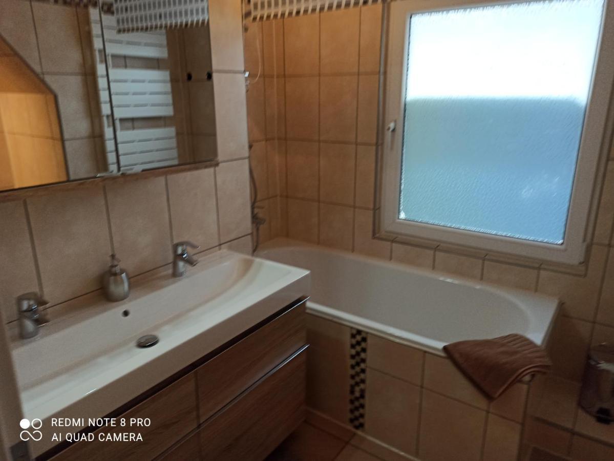 Ferienwohnung "An Der Geest 2" Buxtehude Luaran gambar